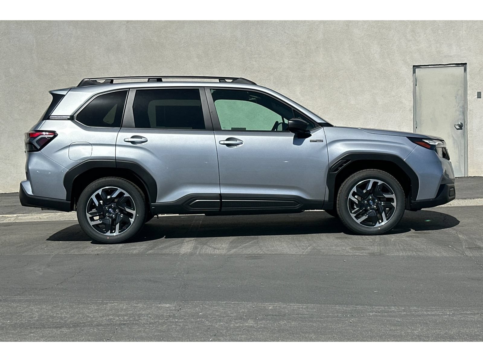 New 2026 Subaru Forester Touring AWD/4WD image 2