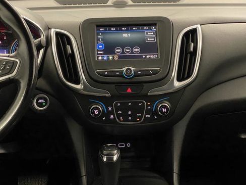 Used 2019 Chevrolet Equinox LT image 8