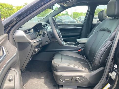 New 2024 Jeep Grand Cherokee Limited 4xe w/ Luxury Tech Group II image 10