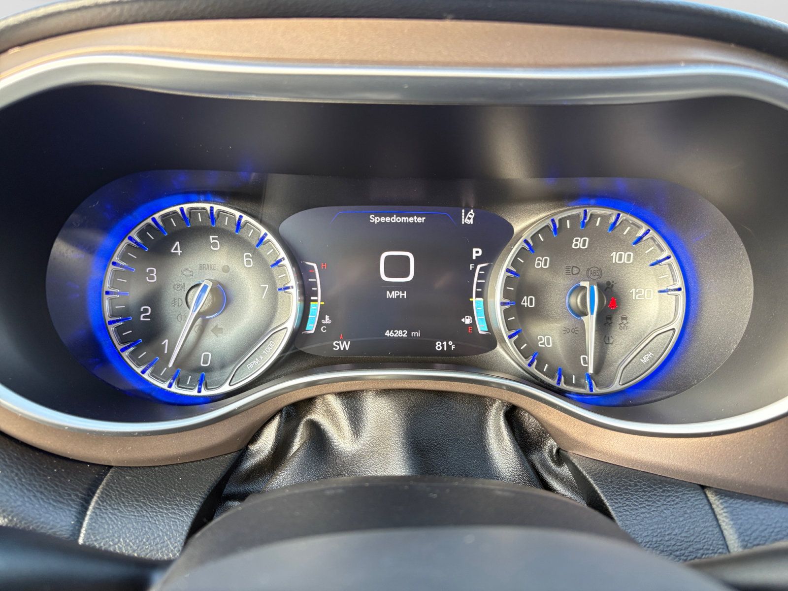 Used 2017 Chrysler Pacifica Touring-L Plus w/ Advanced Safetytec Group FWD image 14