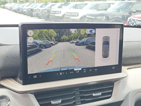 New 2026 Ford Explorer Active RWD image 31