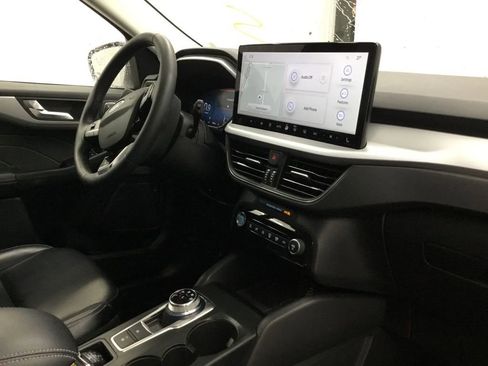 Used 2024 Ford Escape Platinum image 26