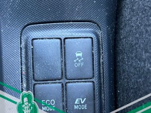 Used 2016 Toyota Prius C Three FWD image 15