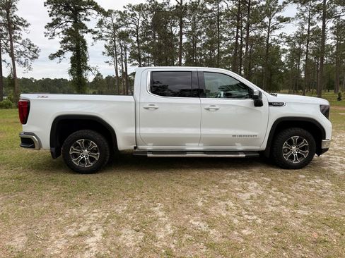 Used 2023 GMC Sierra 1500 SLE AWD/4WD image 6