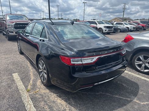 Used 2018 Lincoln Continental Premiere FWD image 5