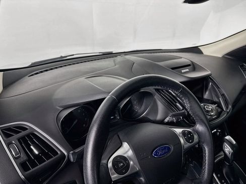 Used 2013 Ford Escape Titanium FWD image 4