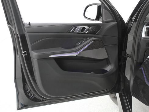 Certified 2025 BMW X5 M60i w/ Parking Assistance Package image 4