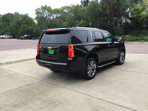 Used 2015 Chevrolet Tahoe LTZ AWD/4WD image 6