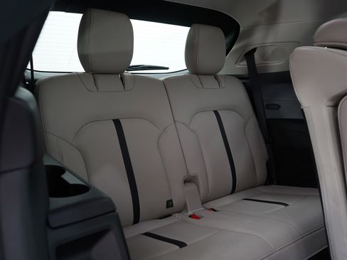 Certified 2025 MAZDA CX-90 Plug-In Hybrid w/Premium Sport image 16