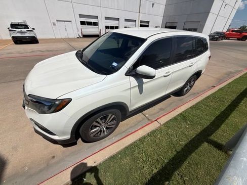 Used 2018 Honda Pilot EX image 5