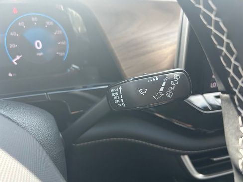 New 2026 Volkswagen Atlas SE image 18