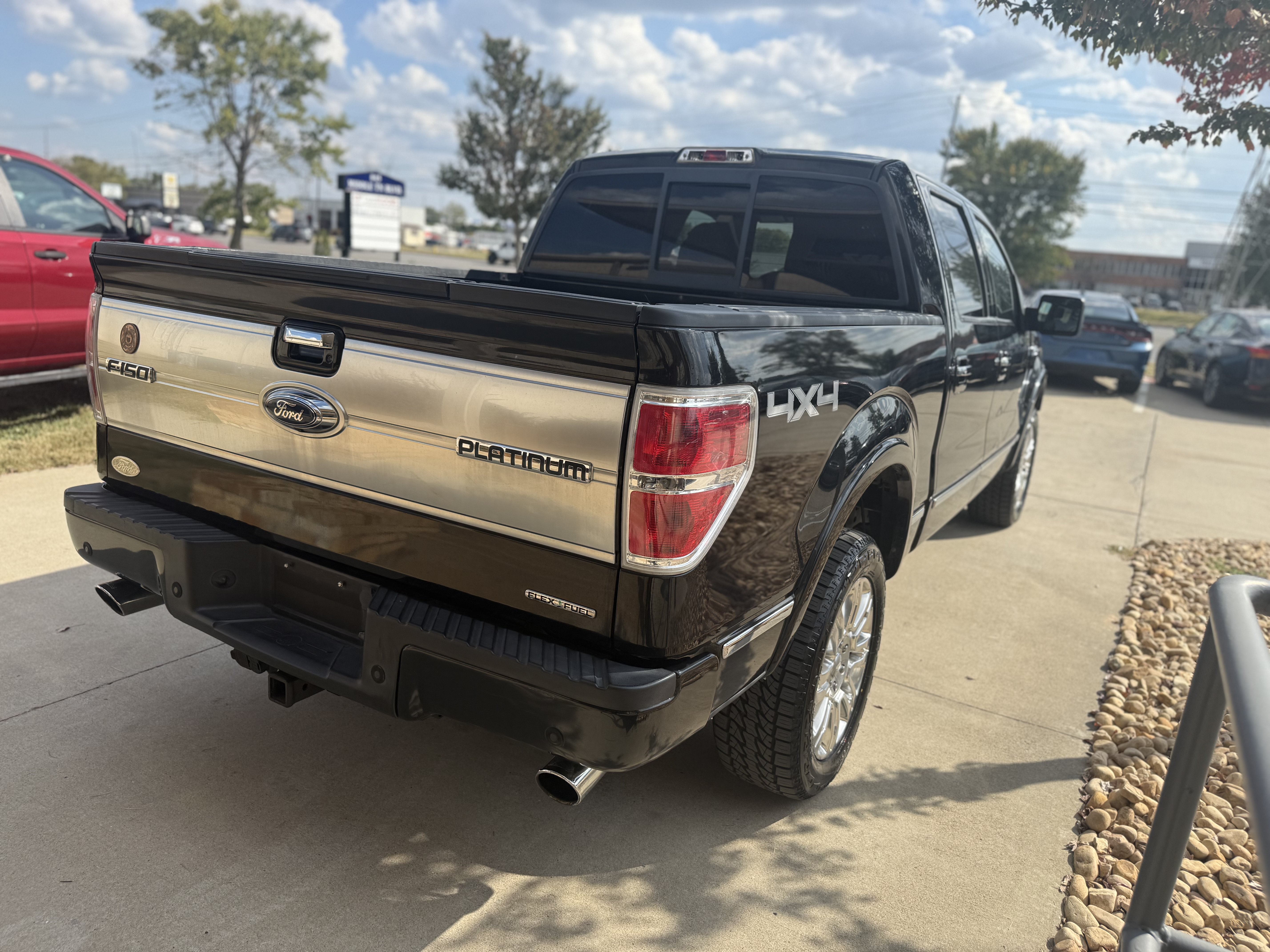 Used 2012 Ford F150 Platinum AWD/4WD image 6