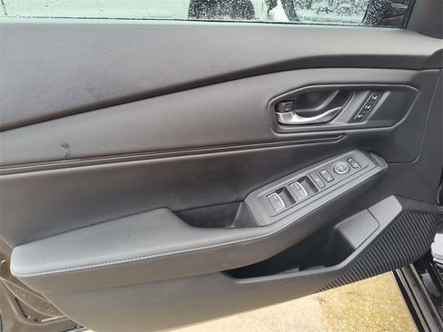 Used 2024 Honda Accord Sport image 19