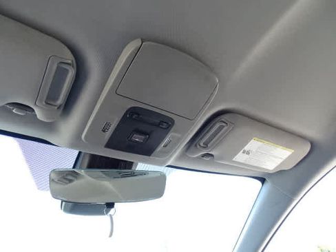 Certified 2023 Toyota Camry SE FWD image 32