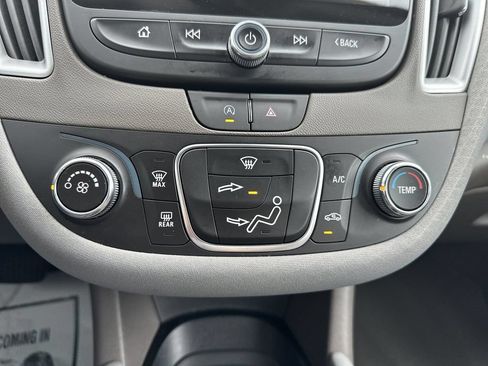 Used 2024 Chevrolet Malibu LS FWD image 20