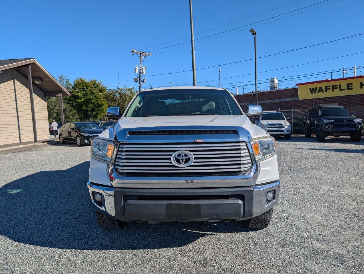 Used 2014 Toyota Tundra Limited w/ Limited Premium Package AWD/4WD image 2