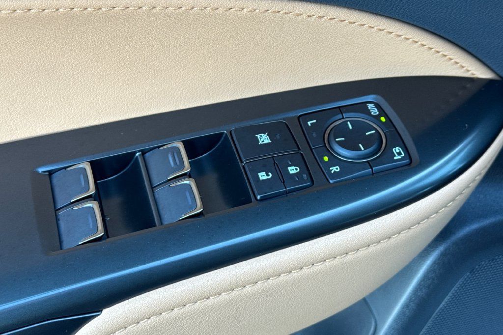 Certified 2026 Lexus NX 350h AWD w/ Accessory Package (2T) image 13