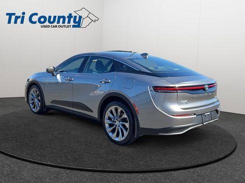 Used 2024 Toyota Crown Limited w/ Advanced Technology Package image 6