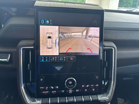 Used 2025 GMC Yukon Denali Ultimate w/ LPO, Floor Liner Package AWD/4WD image 18
