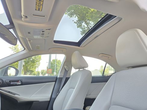Used 2014 Lexus IS 250 RWD image 27