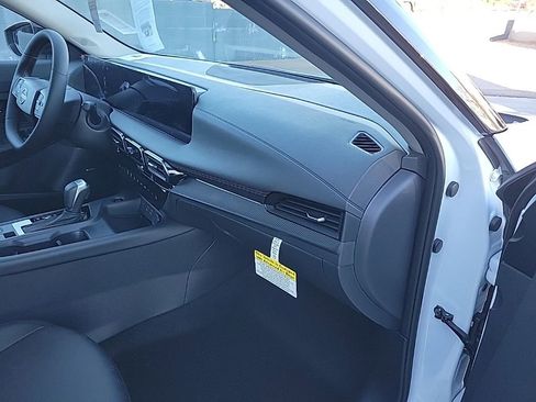 New 2026 Nissan Sentra SR w/ SR Premium Package image 40