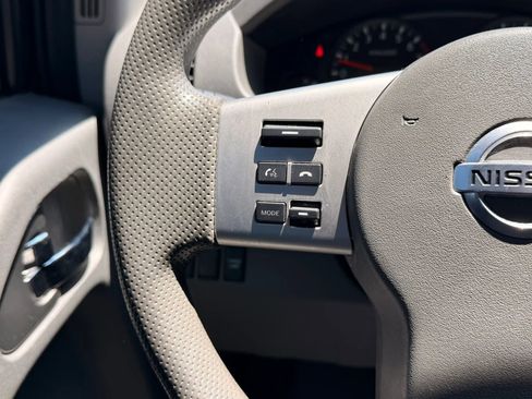 Used 2019 Nissan Frontier SV RWD image 19