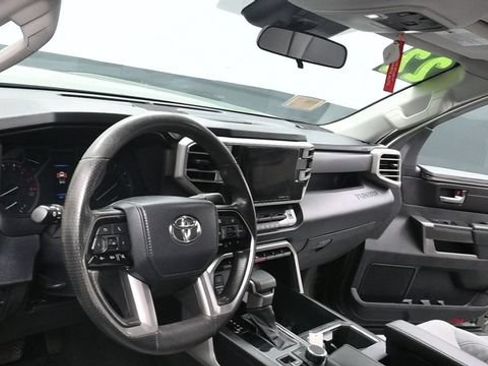 Used 2022 Toyota Tundra SR5 AWD/4WD image 19