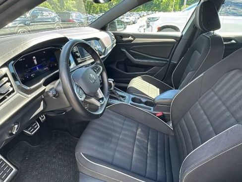 Used 2024 Volkswagen Jetta Sport FWD image 11