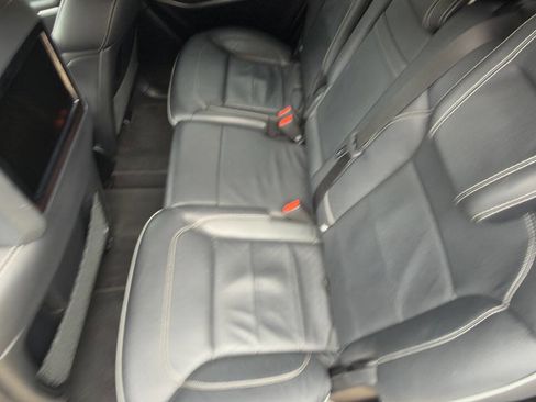 Used 2014 Mercedes-Benz GL 550 4MATIC image 33