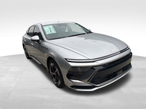 New 2026 Hyundai Sonata SEL image 2