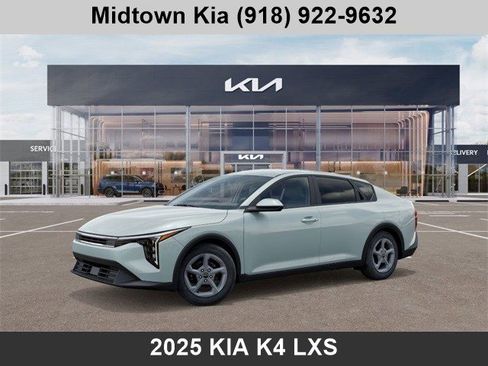 New 2025 Kia K4 LXS image 3