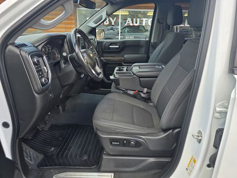 Used 2021 Chevrolet Silverado 1500 LT w/ Work Truck Package image 11