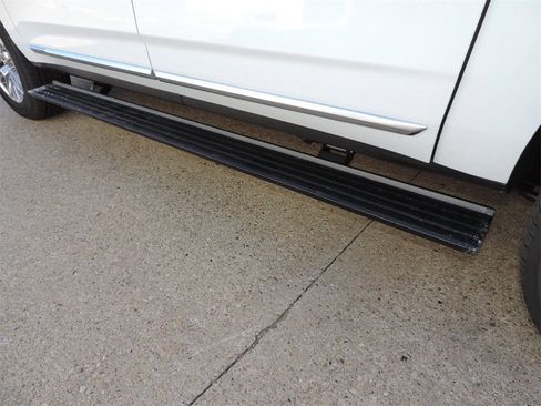 New 2026 GMC Yukon XL Denali w/ Sun & Power Step Package image 23