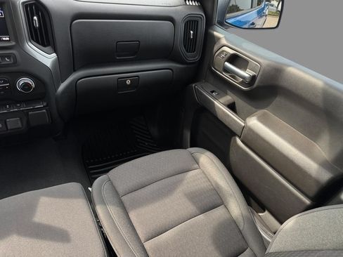 Used 2025 Chevrolet Silverado 1500 Custom w/ Turbomax Blackout Package RWD image 10