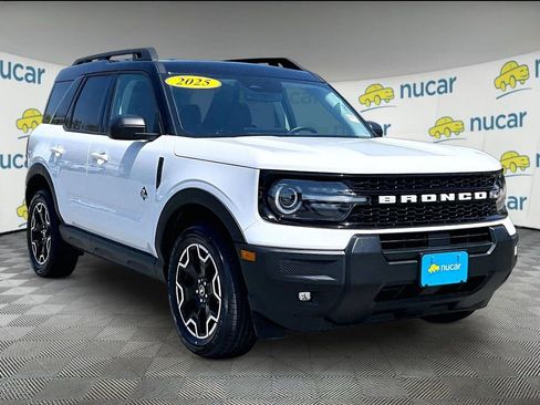 Used 2025 Ford Bronco Sport Outer Banks AWD/4WD image 1