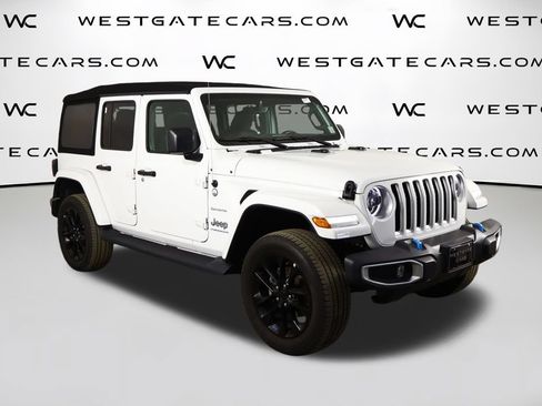 Used 2023 Jeep Wrangler Unlimited Sahara w/ Cold Weather Group AWD/4WD image 46