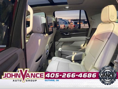 Used 2022 GMC Yukon Denali w/ Denali Ultimate Package image 5