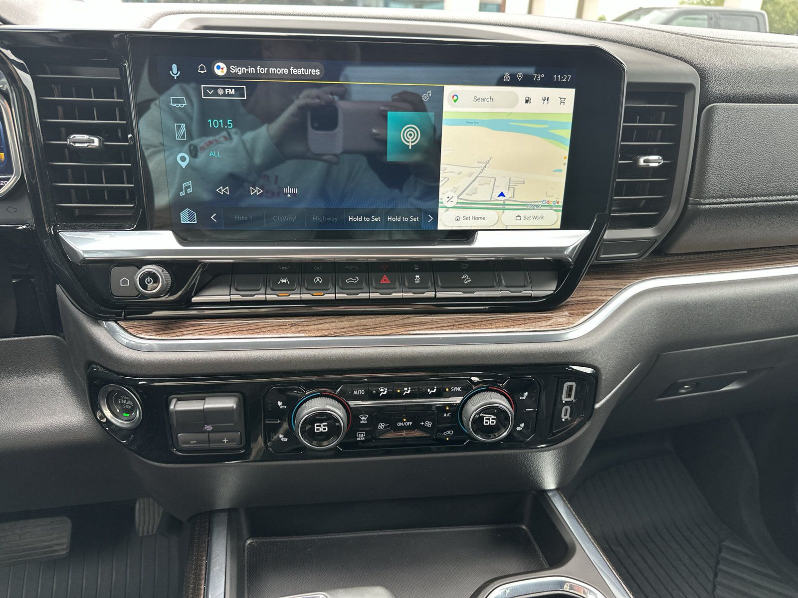 Used 2025 Chevrolet Silverado 1500 LT Trail Boss w/ Protection Package AWD/4WD image 4