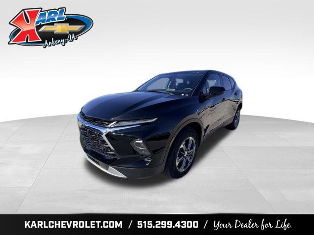 Certified 2025 Chevrolet Blazer LT w/ Convenience Package AWD/4WD image 1
