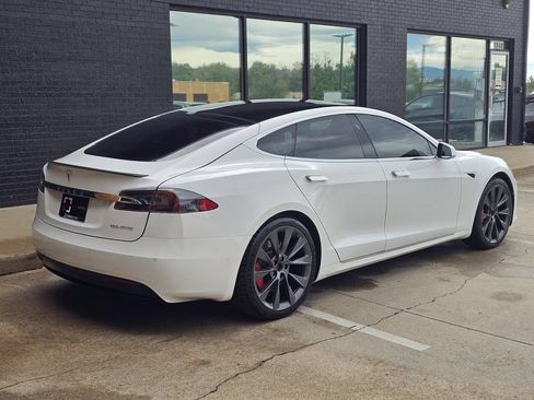 Used 2021 Tesla Model S Performance AWD/4WD image 12