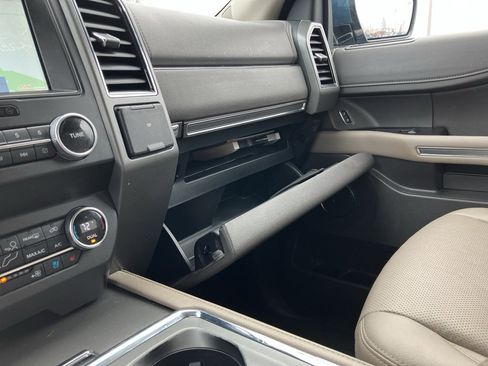 Certified 2020 Ford Expedition XLT w/ Equipment Group 202A image 23