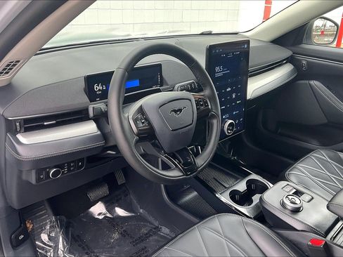 Used 2023 Ford Mustang Mach-E Select image 18