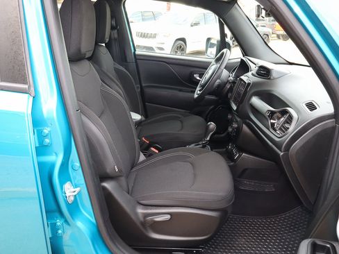 Used 2022 Jeep Renegade Altitude image 25