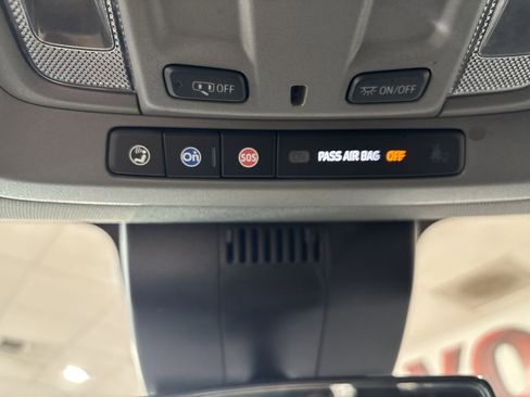 Used 2023 Chevrolet Silverado 1500 RST w/ Protection Package image 16