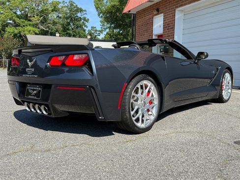 Used 2019 Chevrolet Corvette Stingray Convertible w/ 1LT RWD image 38