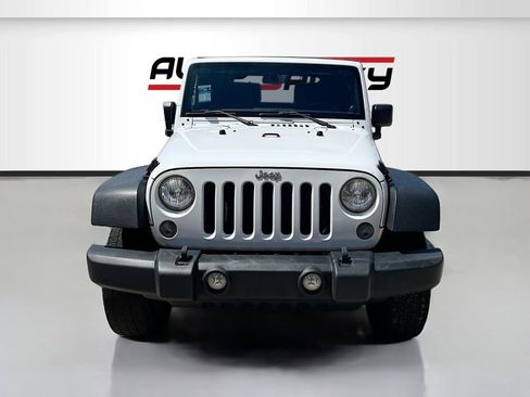 Used 2014 Jeep Wrangler Sport w/ Quick Order Package 24S AWD/4WD image 2