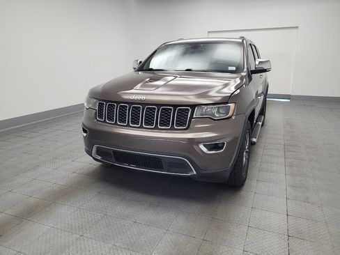 Used 2018 Jeep Grand Cherokee Limited AWD/4WD image 15