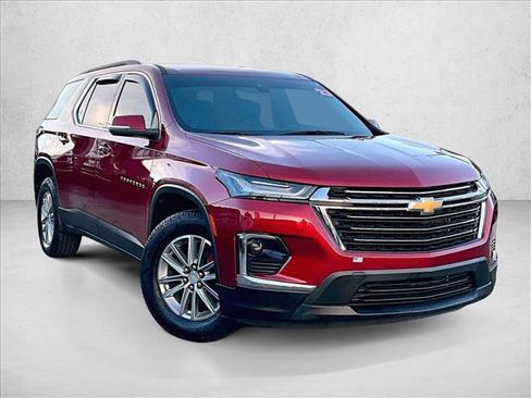 Used 2023 Chevrolet Traverse LT FWD image 12