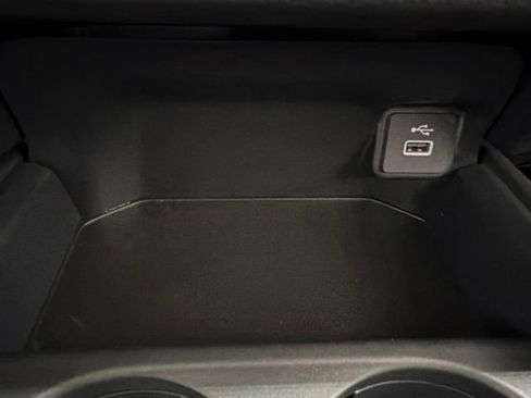 Used 2024 Honda HR-V LX image 37