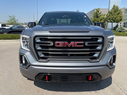 Used 2021 GMC Sierra 1500 AT4 w/ AT4 Value Package AWD/4WD image 2